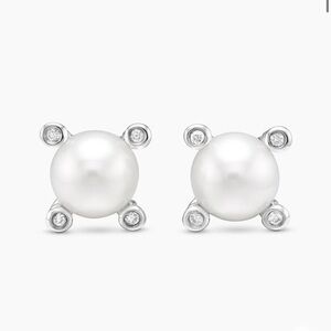 david yurman SINGLE pearl stud. the smaller size.